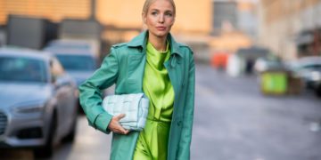 #OK! როგორი სამოსი შევუხამოთ ტყავის “თრენჩს”