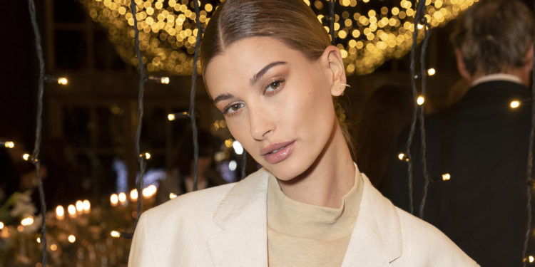 CHIPPING NORTON, ENGLAND - NOVEMBER 08:   Hailey Rhode Baldwin attends bareMinerals' Global Wellness Retreat with beauty insiders and tastemakers at Soho Farmhouse on November 8, 2018 in Chipping Norton, England.  (Photo by David M. Benett/Dave Benett/Getty Images for bareMinerals)
