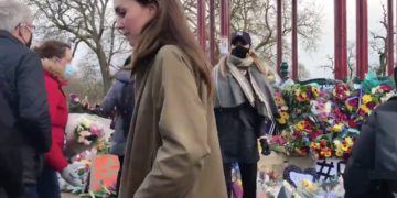 #OK! ქეით მიდლტონი საჯარო ვიზიტზე სრულიად მარტო და დაცვის გარეშე გამოჩნდა