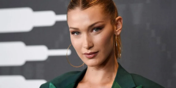 #OK! ბელა ჰადიდი ბრუკლინში, Michael Kors-ის ახალი კამპანიის გადაღებებზე!