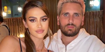 #OK! სკოტ დისიკი მეგობარ გოგონასთან ერთად გამოჩნდა! წყვილი მაიამიში ისვენებს!