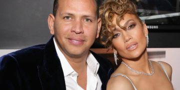 #OK! უკვე ოფიციალურად: ჯენიფერ ლოპესი და ალექს როდრიგეზი ერთმანეთს საბოლოოდ დაშორდნენ