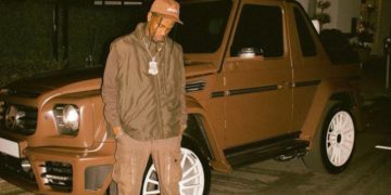 #OK! ტრევის სკოტის 1.6 მილიონი დოლარის ღირებულების ავტომობილი! რეპერის იშვიათი გამოჩენა!