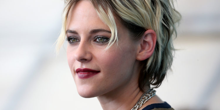 VENICE, ITALY - AUGUST 30: Kirsten Stewart attends "Seberg" photocall during the 76th Venice Film Festival at Sala Grande on August 30, 2019 in Venice, Italy. (Photo by Franco Origlia/Getty Images)