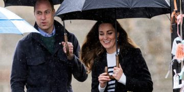 #OK! ქეით მიდლტონი და პრინცი უილიამი 20 წლის შემდეგ იმ უნივერსიტეტს ესტუმრნენ, სადაც ერთმანეთი შეუყვარდათ