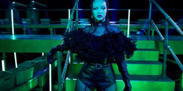 #OK! Rihanna საკუთარი ბრენდის, Savage X Fenty-ს შოუს აანონსებს აანონსებს!