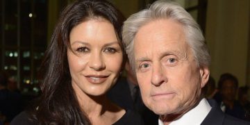 #OK! როგორ აღნიშნეს კეტრინ ზეტა-ჯონსმა და მაიკლ დუგლასმა მადლიერების დღე