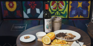 #OK! Amosa − ახალი წელი ახალი ქართული ღვინით გემრიელი და მსუბუქი ღვინო ყველასათვის, ყველა სიტუაციაში