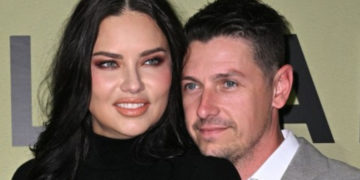 #OK! ორსული ადრიანა ლიმას პირველი საჯარო გამოჩენა