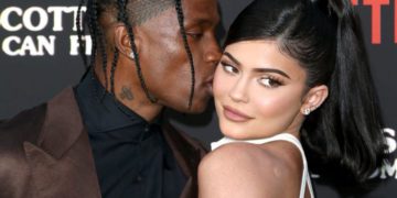 #OK! კაილი ჯენერის 9 თვის ვაჟიშვილს სახელი ჯერ კიდევ არ აქვს – კაილი ჯენერი ფიქრობს, რომ პატარას კვლავ ძველი სახელი დაარქვას