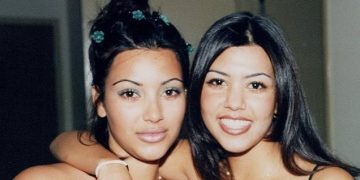 #OK! “ისინი ქირურგიულ ჩარევებამდეც ლამაზები იყვნენ” – კიმ და კორტნი კარდაშიანები 90-იან წლებში – ვარსკვლავური დები აქამდე უცნონ ფოტოს ავრცელებენ