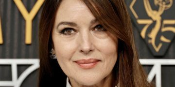 #OK! “მე არ მეშინია სიბერის, ჩემთვის ასაკის მატება იმას აღნიშნავს, რომ ცოცხალი ვარ და კარგად ვარ” – 59 წლის მონიკა ბელუჩი