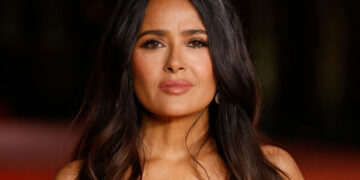 #OK! რატომ არ იბანს დილით პირს სალმა ჰაიეკი? – მექსიკელი მსახიობის სილამაზის საიდუმლო