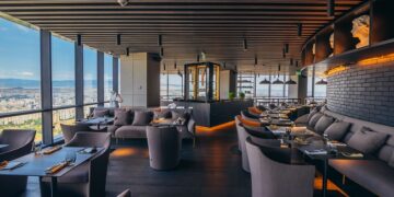 #OK! Pullman Tbilisi Axis Towers 3 წლის გახდა