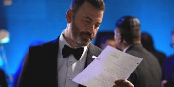 #OK! ჯიმი კიმელი ჩარლი კირკის მკვლელობაზე გაკეთებული განცხადების გამო ABC-ს ეთერიდან  მოხსნეს