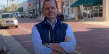 #OK! კომპანიის მფლობელმა თანამშრომლებს 240 მილიონი დოლარი აჩუქა