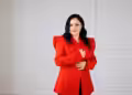 OK! ბელა როგავა – ლიდერი, რომელიც განვითარებას ადამიანების გაძლიერებად აქცევს